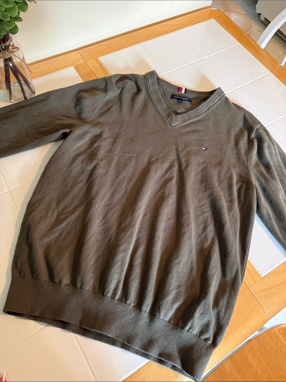 Tommy Hilfiger Men’s V-Neck Sweater
